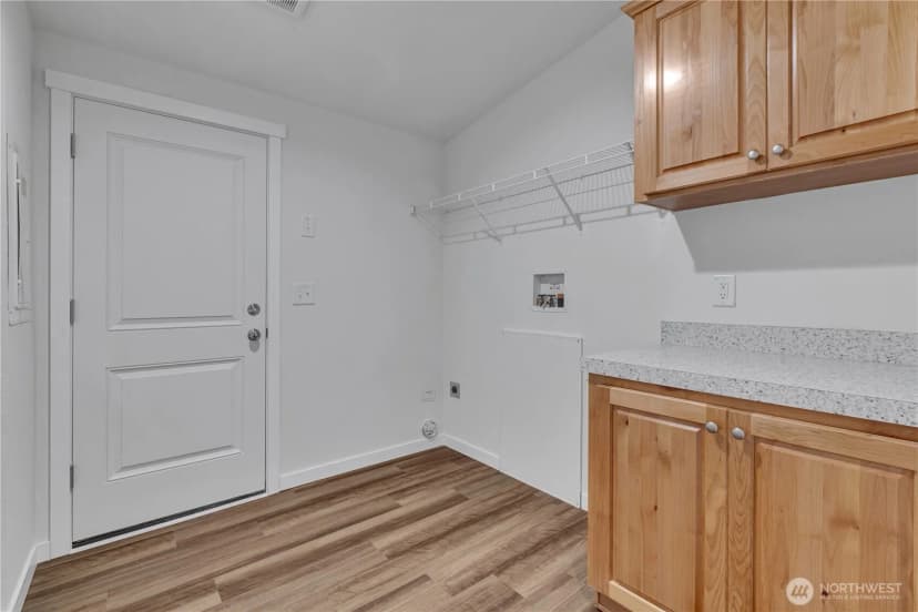 Property photo for 1510 Maple Lane #5, Kent photo 23