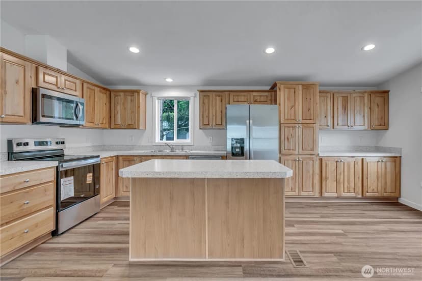 Property photo for 1510 Maple Lane #5, Kent photo 10