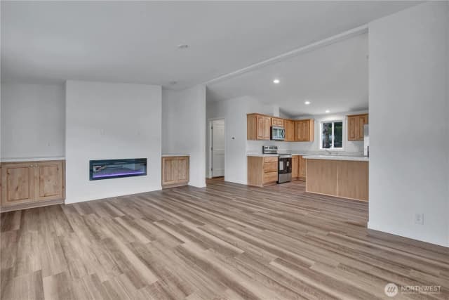 Property photo for 1510 Maple Lane #5, Kent photo 5