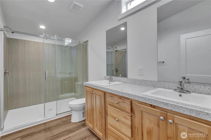 Property photo for 1510 Maple Lane #5, Kent photo 19