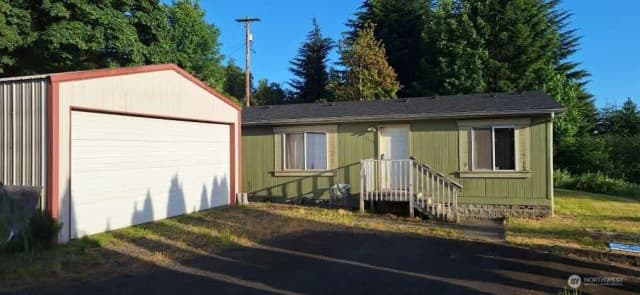 Property photo for 1009 Ne Soland Court, Winlock