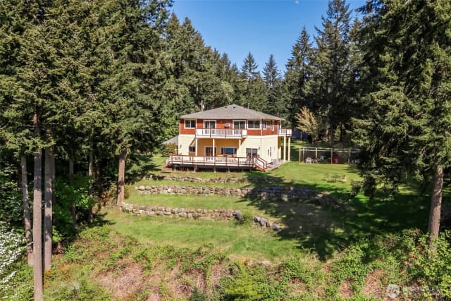 Property photo for 28525 143rd Avenue Sw, Vashon photo 3