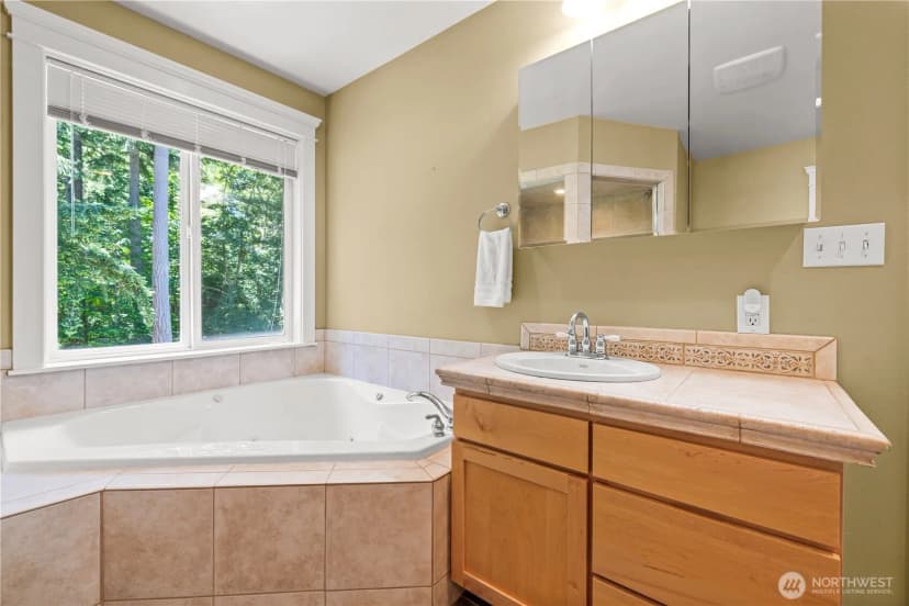 Property photo for 28525 143rd Avenue Sw, Vashon photo 21