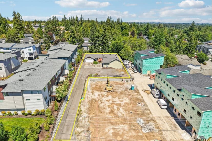 Property photo for 3303 156th Street Sw, Lynnwood photo 2