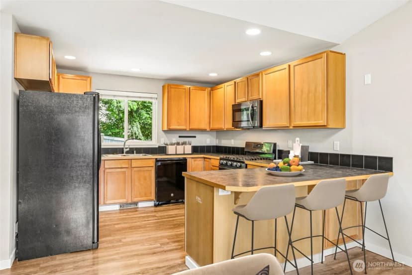Property photo for 3303 156th Street Sw, Lynnwood photo 12