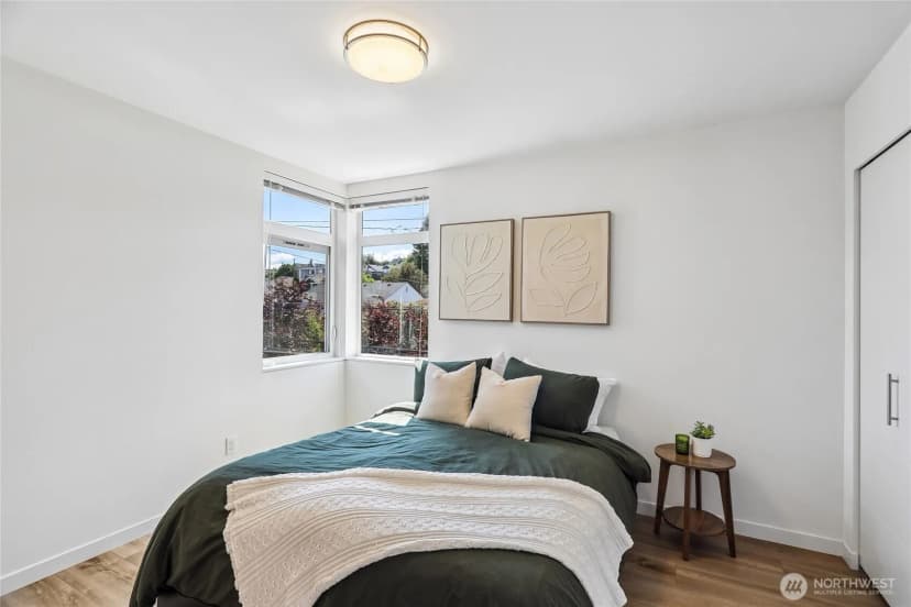 Property photo for 3913 Sw Hudson Street, Seattle photo 14