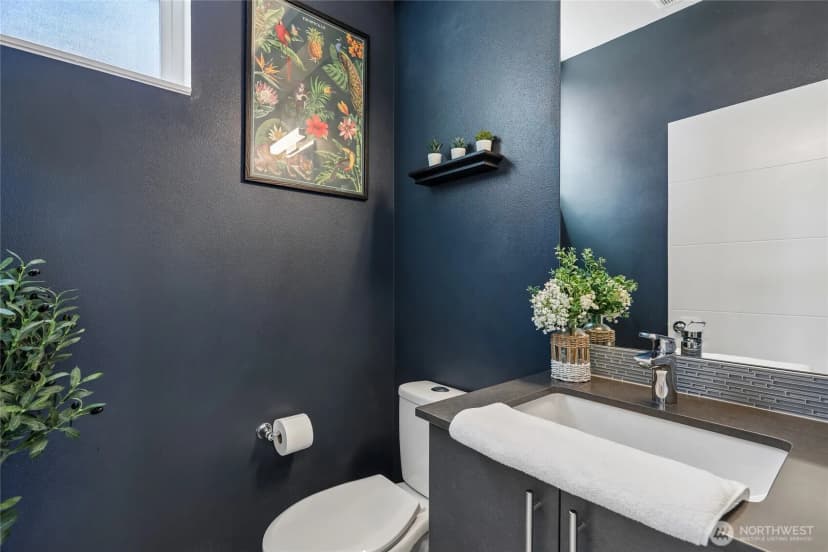 Property photo for 3913 Sw Hudson Street, Seattle photo 13