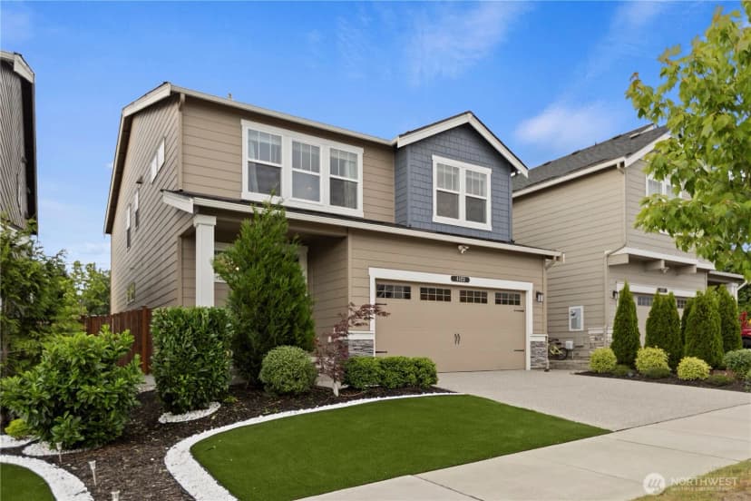 Property photo for 4423 228th Place Se, Bothell photo 2