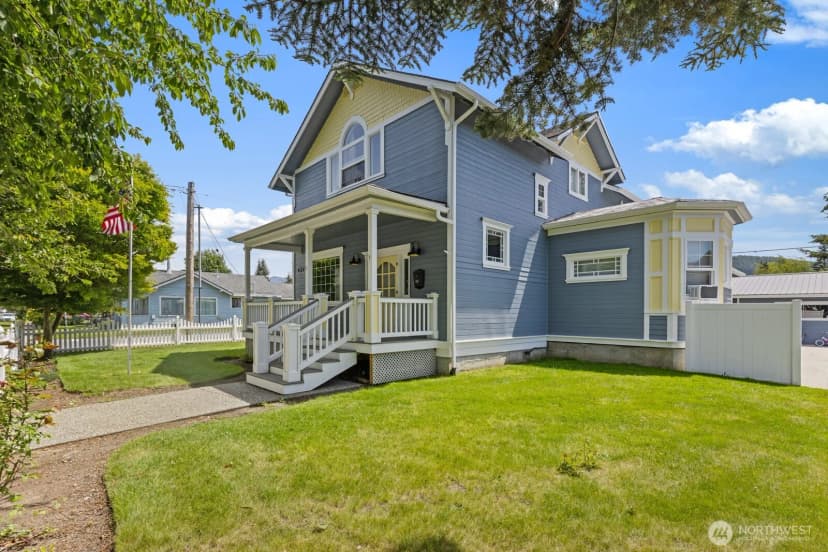 Property photo for 437 Jameson Street, Sedro Woolley photo 2
