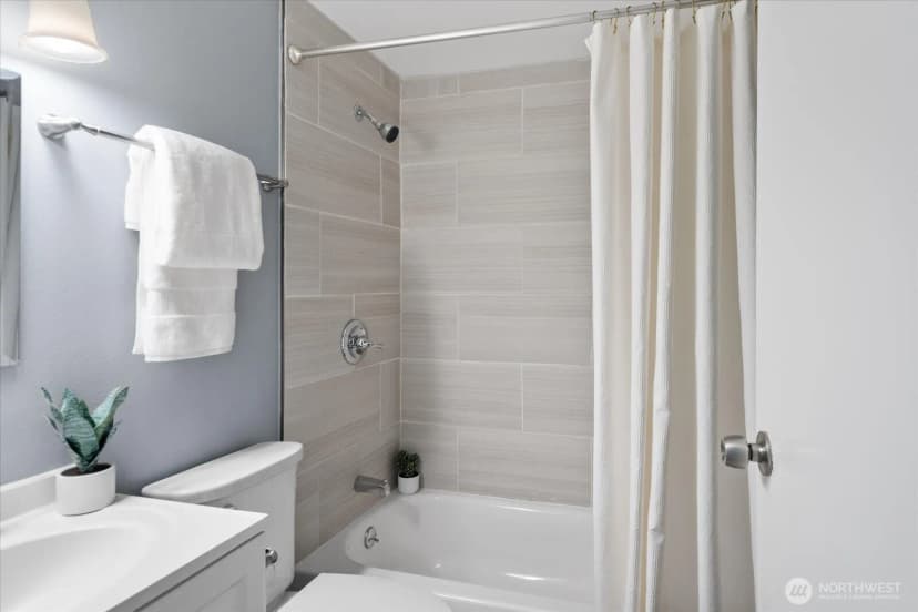 Property photo for 18312 73rd Avenue W, Edmonds photo 24