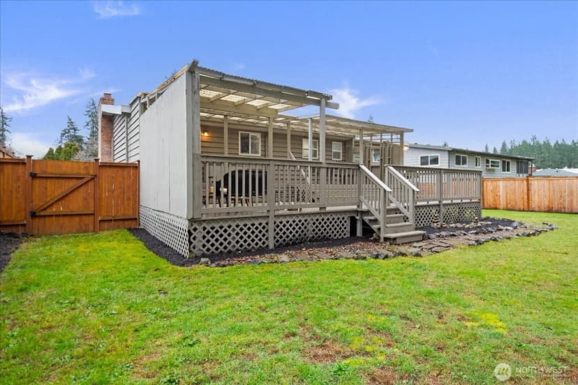 Property photo for 18312 73rd Avenue W, Edmonds photo 31