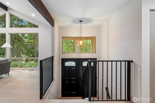Property photo for 18818 181st Place Ne, Woodinville photo 4