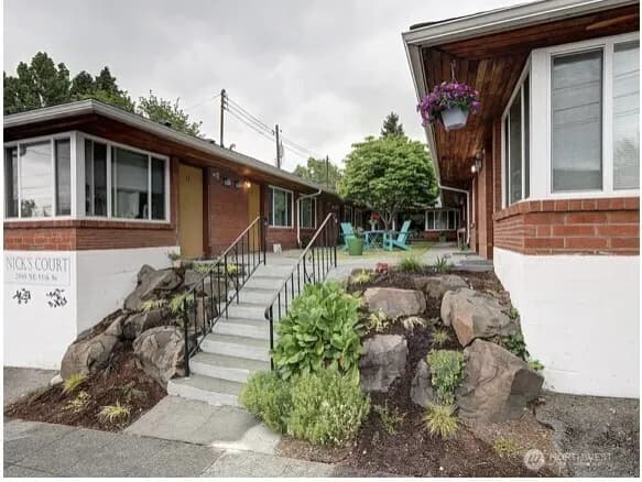 Property photo for 2800 Ne 55th Street, Seattle photo 17