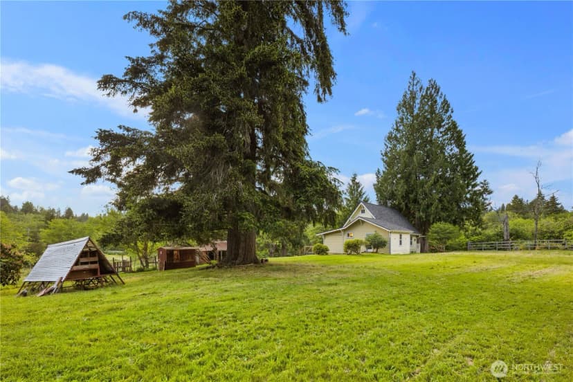 Property photo for 17816 Herron Road Nw, Lakebay photo 6