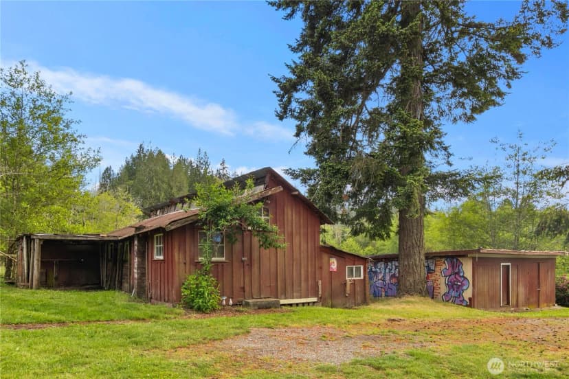 Property photo for 17816 Herron Road Nw, Lakebay photo 11