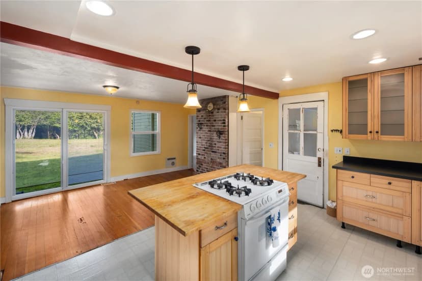 Property photo for 17816 Herron Road Nw, Lakebay photo 25