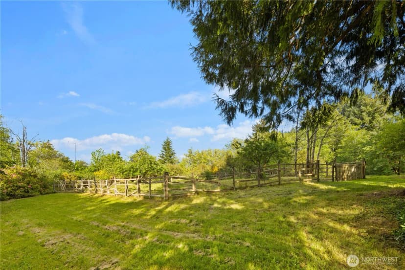 Property photo for 17816 Herron Road Nw, Lakebay photo 8