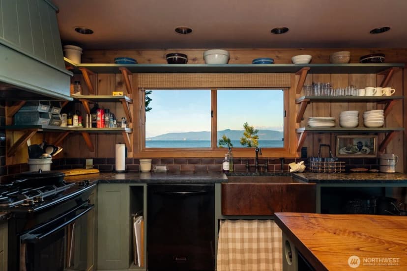 Property photo for 5837 Ambleside Loop, Anacortes photo 28