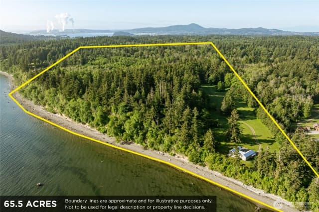 Property photo for 5837 Ambleside Loop, Anacortes photo 2