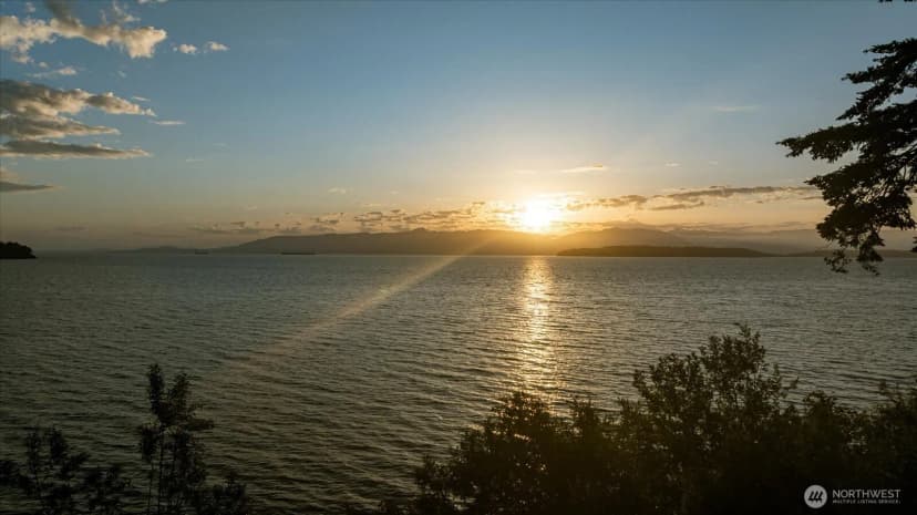 Property photo for 5837 Ambleside Loop, Anacortes photo 10