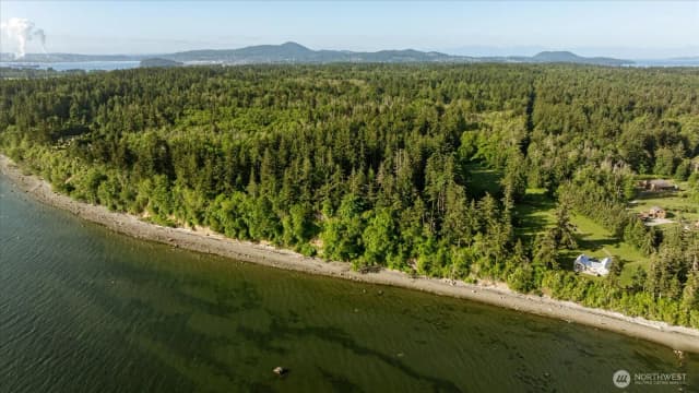 Property photo for 5837 Ambleside Loop, Anacortes photo 5