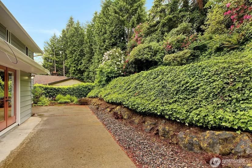 Property photo for 14901 Se 47th Place, Bellevue photo 27
