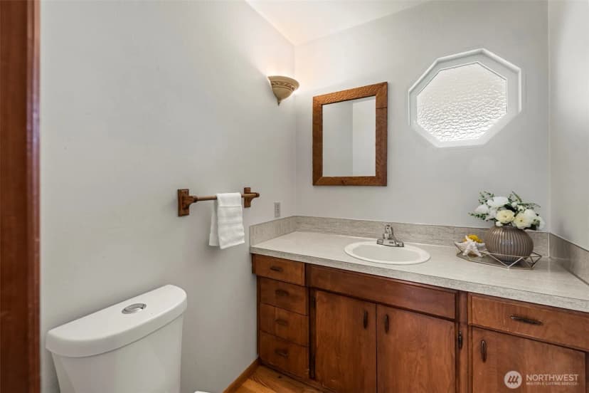 Property photo for 14901 Se 47th Place, Bellevue photo 12