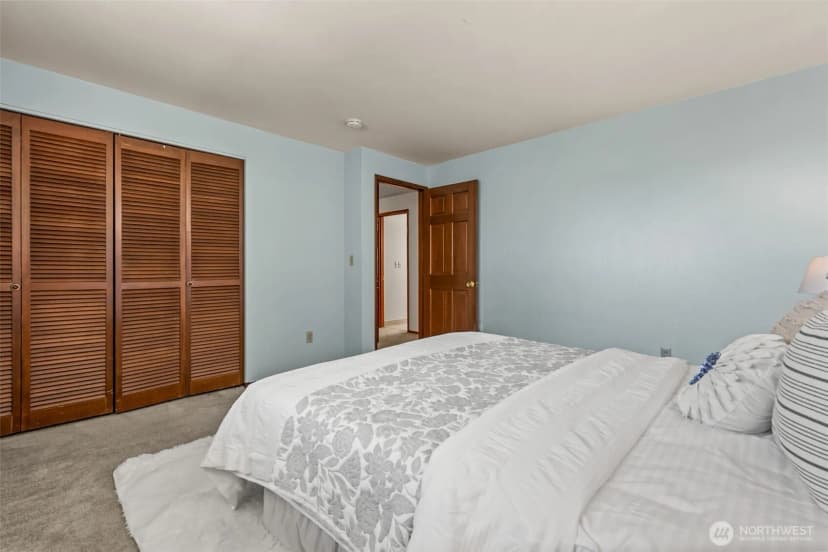 Property photo for 14901 Se 47th Place, Bellevue photo 19