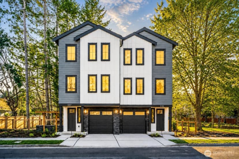 Property photo for 539 Nw Juniper Street, Issaquah