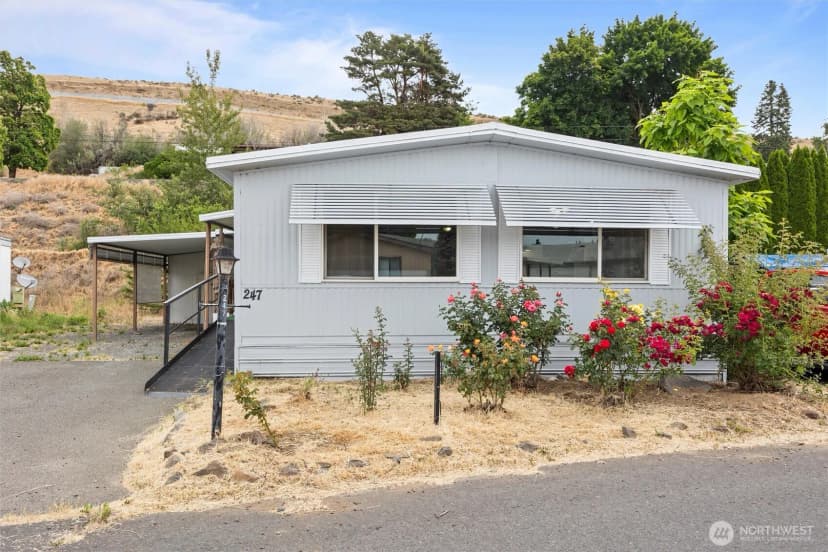 Property photo for 2205 Butterfield Road #247, Yakima photo 25