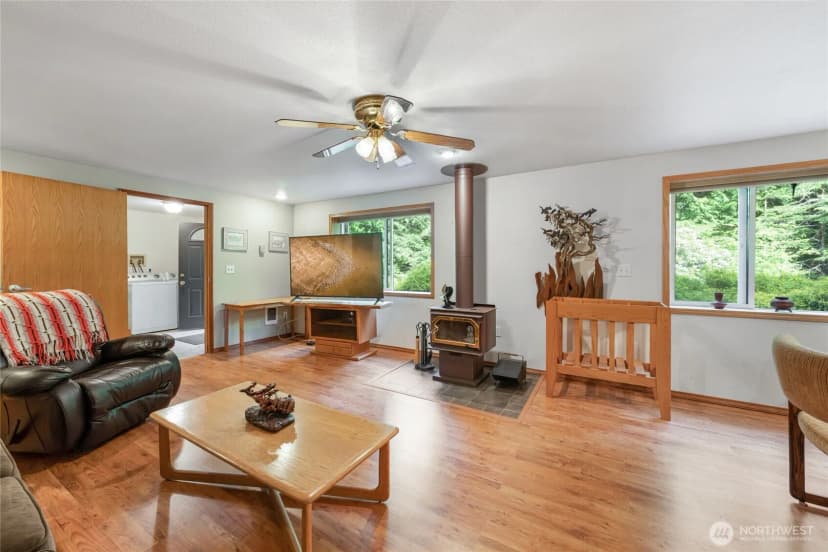 Property photo for 14223 Anatevka Lane Se, Olalla photo 9