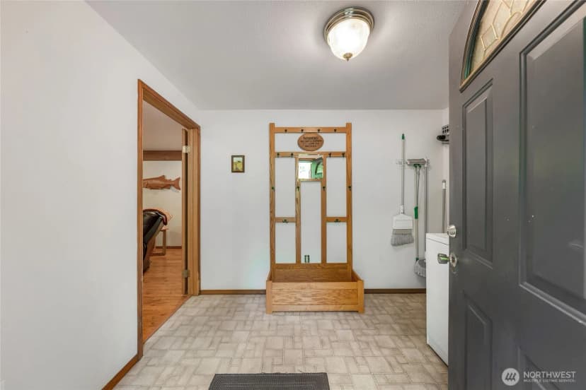 Property photo for 14223 Anatevka Lane Se, Olalla photo 8