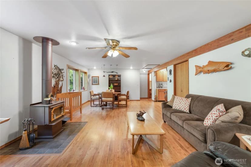 Property photo for 14223 Anatevka Lane Se, Olalla photo 5