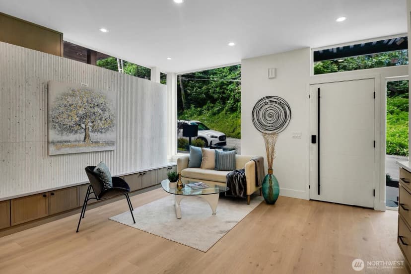 Property photo for 2622 Mayfair Avenue N, Seattle photo 10