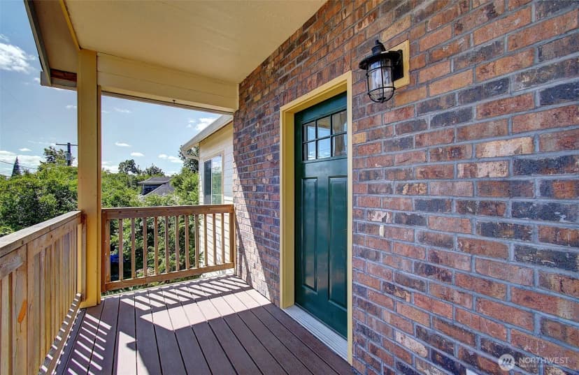Property photo for 460 Ivy Street, Kalama photo 2