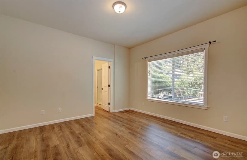 Property photo for 460 Ivy Street, Kalama photo 19