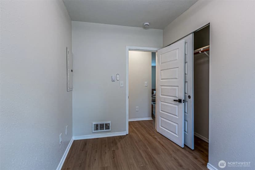 Property photo for 239 S 57th Street, Tacoma photo 15