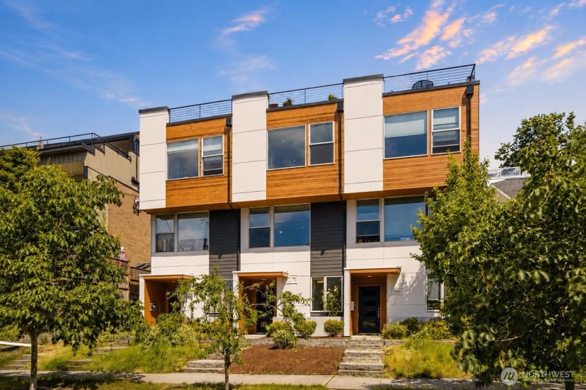 Property photo for 2326 Minor Avenue E #b, Seattle photo 6