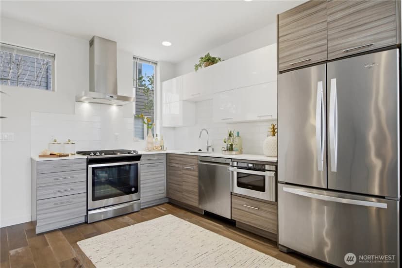 Property photo for 2326 Minor Avenue E #b, Seattle photo 14