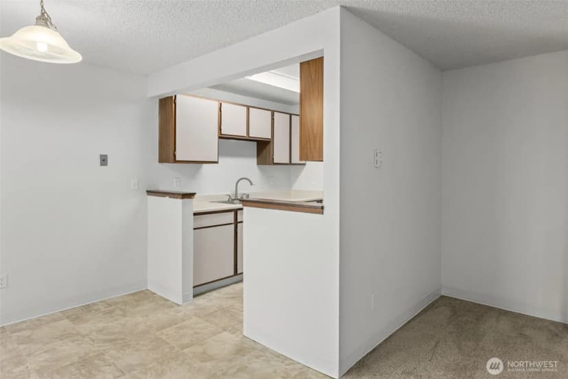 Property photo for 34025 1st Place S, Federal Way photo 11