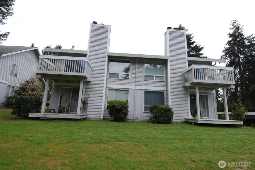 Property photo for 34025 1st Place S, Federal Way photo 5