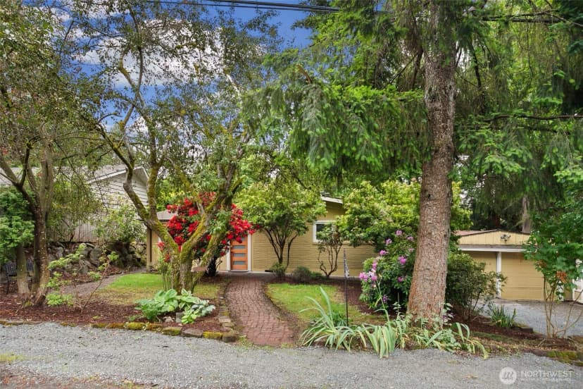 Property photo for 3815 Ne 113th Street, Seattle photo 3