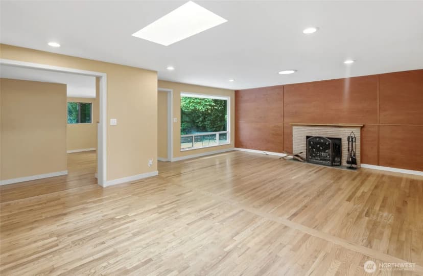 Property photo for 3815 Ne 113th Street, Seattle photo 6