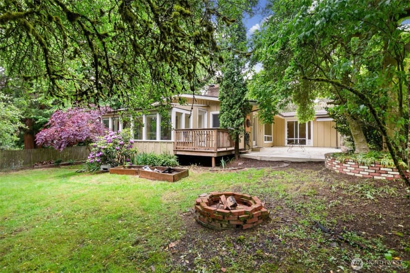 Property photo for 3815 Ne 113th Street, Seattle photo 31