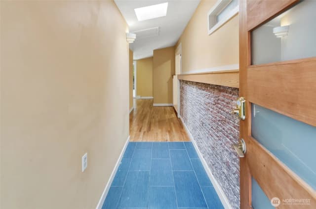 Property photo for 3815 Ne 113th Street, Seattle photo 5
