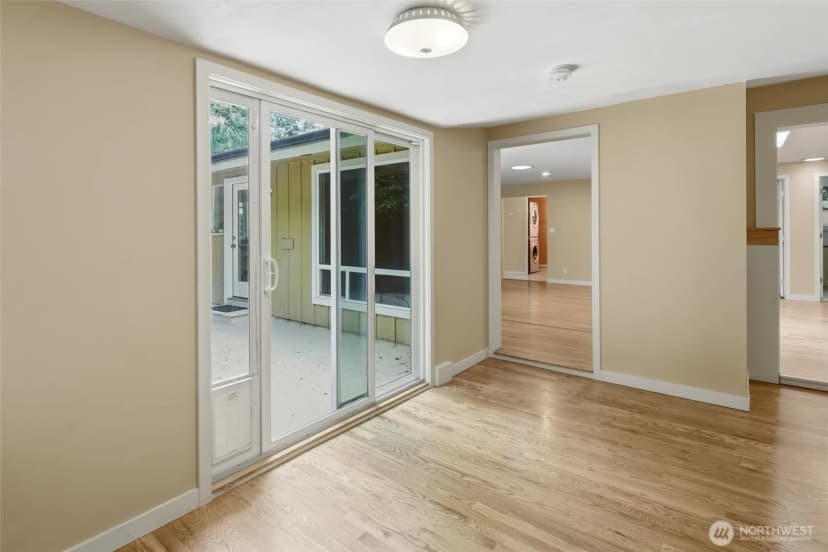Property photo for 3815 Ne 113th Street, Seattle photo 11