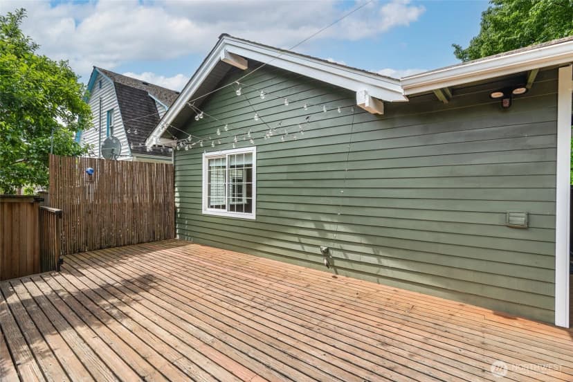 Property photo for 3304 23rd Avenue S, Seattle photo 31