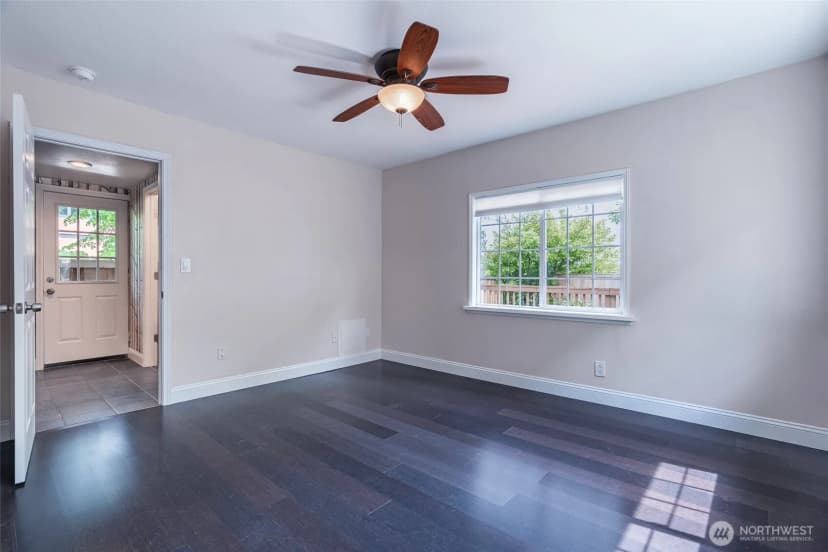 Property photo for 3304 23rd Avenue S, Seattle photo 28