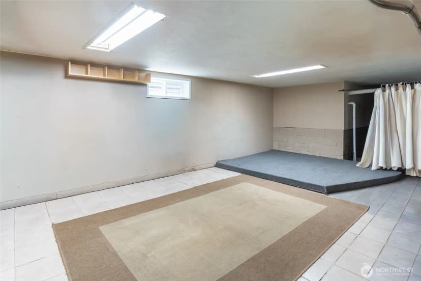 Property photo for 3304 23rd Avenue S, Seattle photo 33