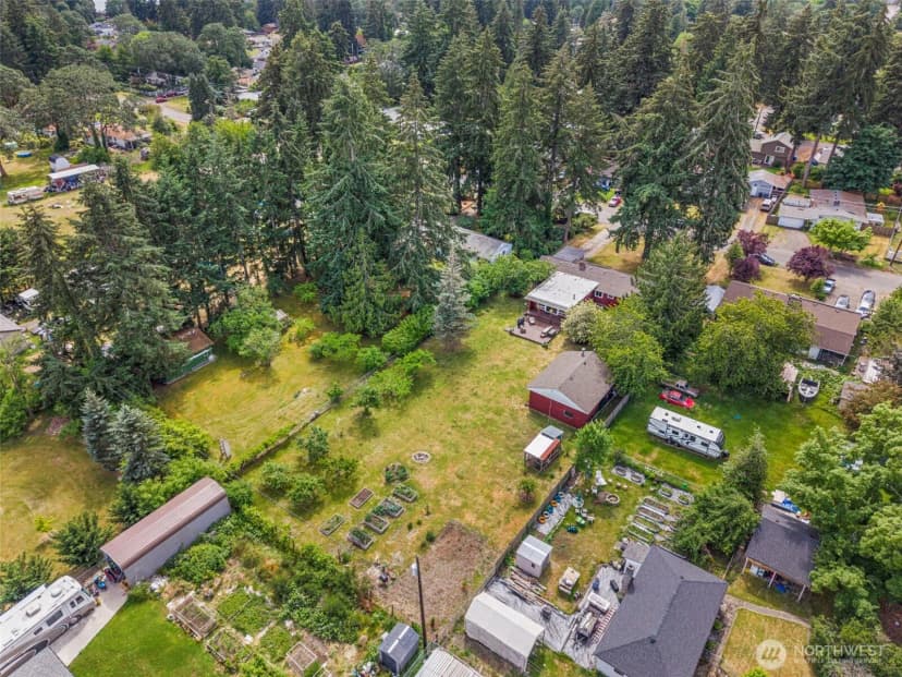 Property photo for 12423 Lake City Boulevard, Lakewood photo 24